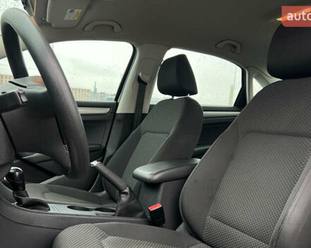 Чорний Фольксваген Пассат, об'ємом двигуна 2.48 л та пробігом 131 тис. км за 10200 $, фото 6 на Automoto.ua