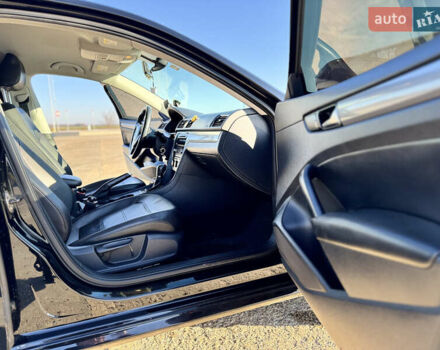 Черный Фольксваген Пассат, объемом двигателя 1.8 л и пробегом 280 тыс. км за 11300 $, фото 11 на Automoto.ua