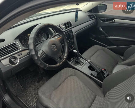 Черный Фольксваген Пассат, объемом двигателя 2.48 л и пробегом 184 тыс. км за 7000 $, фото 6 на Automoto.ua