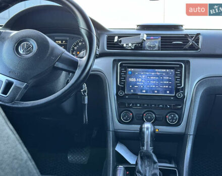 Черный Фольксваген Пассат, объемом двигателя 2.48 л и пробегом 290 тыс. км за 10200 $, фото 10 на Automoto.ua