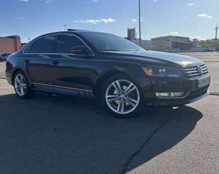 Черный Фольксваген Пассат, объемом двигателя 1.8 л и пробегом 240 тыс. км за 11300 $, фото 5 на Automoto.ua