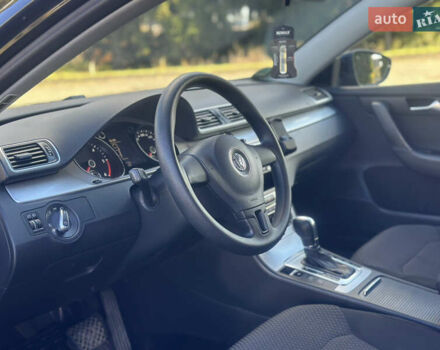 Фольксваген Пассат 2013 в Дубно на Automoto.ua Черный Фольксваген Пассат, объемом двигателя 2 л и пробегом 267 тыс. км за 11500 $, фото 50 на Automoto.ua