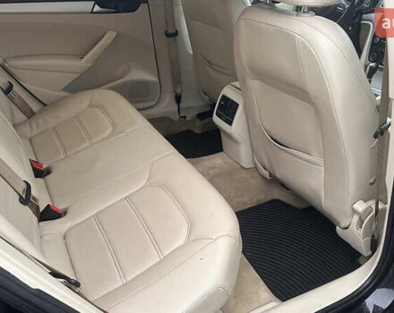 Черный Фольксваген Пассат, объемом двигателя 2.5 л и пробегом 256 тыс. км за 9300 $, фото 7 на Automoto.ua