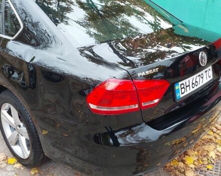 Черный Фольксваген Пассат, объемом двигателя 1.8 л и пробегом 226 тыс. км за 8000 $, фото 4 на Automoto.ua