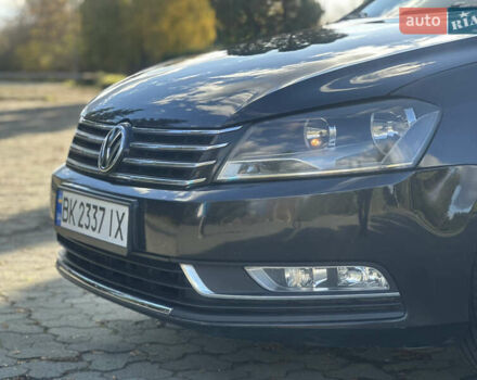 Фольксваген Пассат 2013 в Дубно на Automoto.ua Черный Фольксваген Пассат, объемом двигателя 2 л и пробегом 267 тыс. км за 11500 $, фото 22 на Automoto.ua