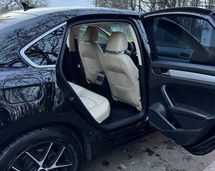 Черный Фольксваген Пассат, объемом двигателя 2.5 л и пробегом 267 тыс. км за 9800 $, фото 23 на Automoto.ua