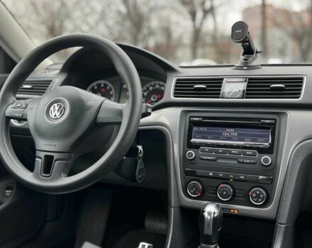 Черный Фольксваген Пассат, объемом двигателя 2.5 л и пробегом 131 тыс. км за 10200 $, фото 16 на Automoto.ua