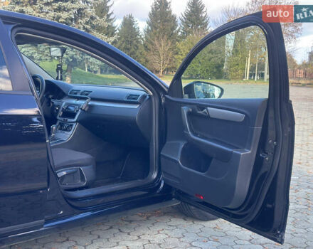 Черный Фольксваген Пассат, объемом двигателя 2 л и пробегом 267 тыс. км за 11500 $, фото 47 на Automoto.ua