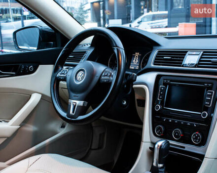 Чорний Фольксваген Пассат, об'ємом двигуна 2.5 л та пробігом 211 тис. км за 10300 $, фото 17 на Automoto.ua