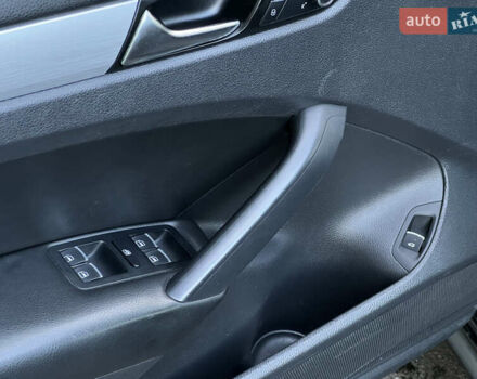 Фольксваген Пассат 2013 в Киеве на Automoto.ua Черный Фольксваген Пассат, объемом двигателя 2.5 л и пробегом 170 тыс. км за 10700 $, фото 29 на Automoto.ua