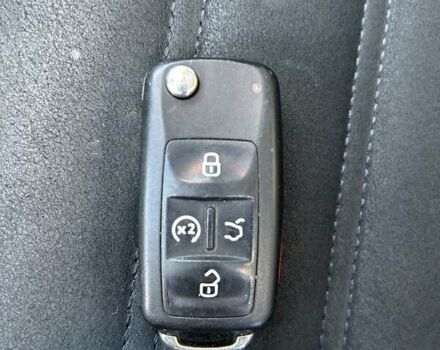 Черный Фольксваген Пассат, объемом двигателя 1.8 л и пробегом 240 тыс. км за 11300 $, фото 37 на Automoto.ua