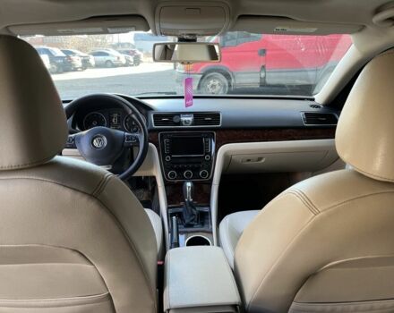 Черный Фольксваген Пассат, объемом двигателя 2.5 л и пробегом 187 тыс. км за 11200 $, фото 6 на Automoto.ua