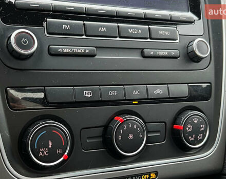 Чорний Фольксваген Пассат, об'ємом двигуна 2.48 л та пробігом 131 тис. км за 10200 $, фото 12 на Automoto.ua