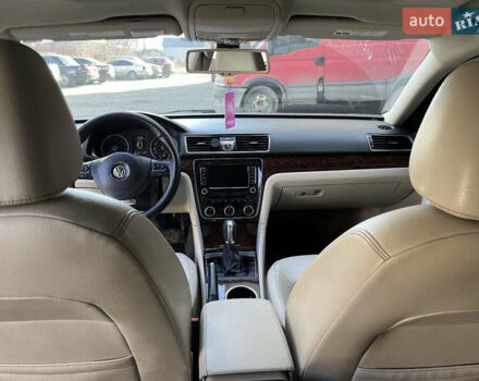 Фольксваген Пассат 2013 в Ивано-Франковске на Automoto.ua Черный Фольксваген Пассат, объемом двигателя 2.48 л и пробегом 187 тыс. км за 11200 $, фото 6 на Automoto.ua