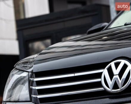 Чорний Фольксваген Пассат, об'ємом двигуна 2.5 л та пробігом 211 тис. км за 10300 $, фото 6 на Automoto.ua