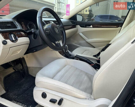 Фольксваген Пассат 2013 в Ивано-Франковске на Automoto.ua Черный Фольксваген Пассат, объемом двигателя 2.48 л и пробегом 187 тыс. км за 11200 $, фото 4 на Automoto.ua