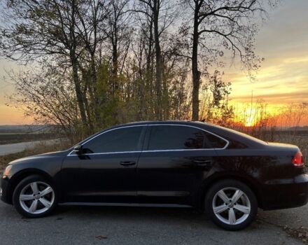 Чорний Фольксваген Пассат, об'ємом двигуна 2.5 л та пробігом 228 тис. км за 9450 $, фото 4 на Automoto.ua