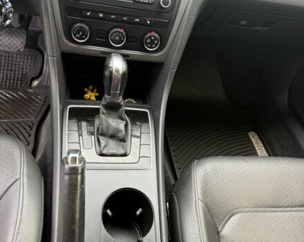 Чорний Фольксваген Пассат, об'ємом двигуна 2.5 л та пробігом 181 тис. км за 10399 $, фото 10 на Automoto.ua