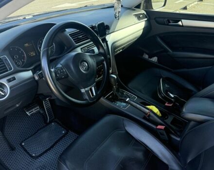 Черный Фольксваген Пассат, объемом двигателя 2.5 л и пробегом 231 тыс. км за 9000 $, фото 4 на Automoto.ua