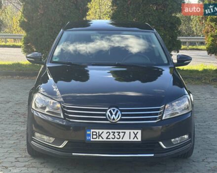 Фольксваген Пассат 2013 в Дубно на Automoto.ua Черный Фольксваген Пассат, объемом двигателя 2 л и пробегом 267 тыс. км за 11500 $, фото 6 на Automoto.ua