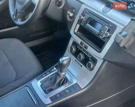 Черный Фольксваген Пассат, объемом двигателя 2 л и пробегом 267 тыс. км за 11500 $, фото 39 на Automoto.ua