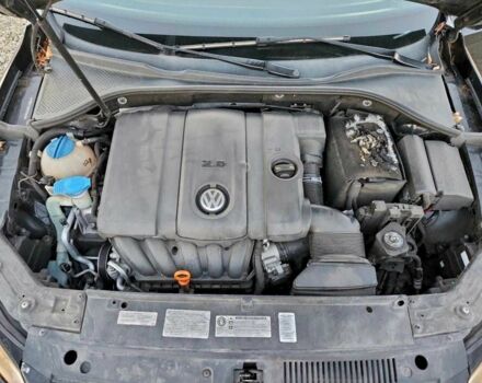 Черный Фольксваген Пассат, объемом двигателя 2.5 л и пробегом 105 тыс. км за 1200 $, фото 10 на Automoto.ua