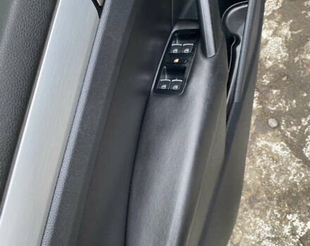 Черный Фольксваген Пассат, объемом двигателя 1.97 л и пробегом 220 тыс. км за 11700 $, фото 29 на Automoto.ua