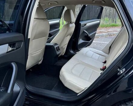 Черный Фольксваген Пассат, объемом двигателя 2.5 л и пробегом 267 тыс. км за 9800 $, фото 18 на Automoto.ua