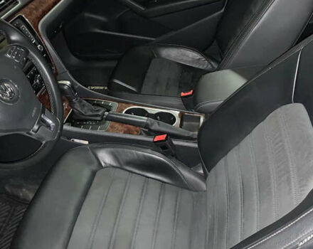 Чорний Фольксваген Пассат, об'ємом двигуна 2.48 л та пробігом 82 тис. км за 12500 $, фото 3 на Automoto.ua