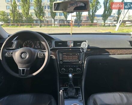 Черный Фольксваген Пассат, объемом двигателя 1.8 л и пробегом 240 тыс. км за 11300 $, фото 21 на Automoto.ua