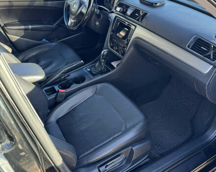 Черный Фольксваген Пассат, объемом двигателя 2.48 л и пробегом 290 тыс. км за 10200 $, фото 13 на Automoto.ua