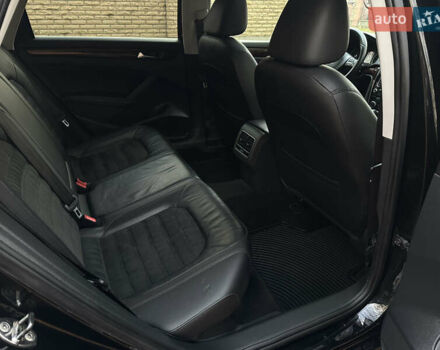 Чорний Фольксваген Пассат, об'ємом двигуна 2 л та пробігом 128 тис. км за 11300 $, фото 49 на Automoto.ua