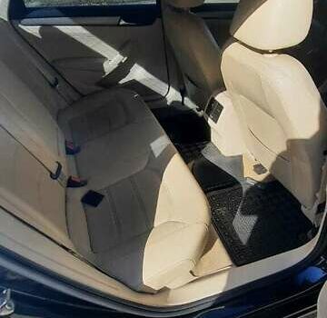 Черный Фольксваген Пассат, объемом двигателя 1.8 л и пробегом 380 тыс. км за 9200 $, фото 4 на Automoto.ua