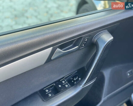 Черный Фольксваген Пассат, объемом двигателя 2 л и пробегом 267 тыс. км за 11500 $, фото 42 на Automoto.ua