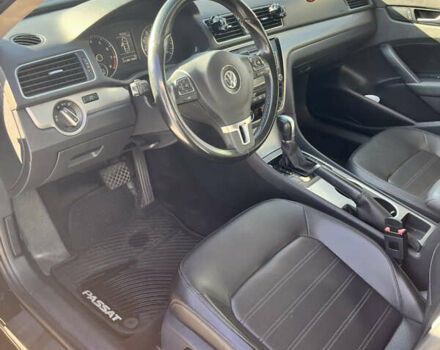 Черный Фольксваген Пассат, объемом двигателя 1.8 л и пробегом 211 тыс. км за 10500 $, фото 19 на Automoto.ua