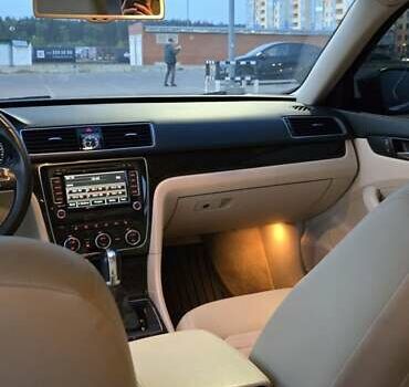 Чорний Фольксваген Пассат, об'ємом двигуна 2 л та пробігом 146 тис. км за 10800 $, фото 3 на Automoto.ua