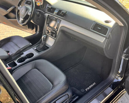 Черный Фольксваген Пассат, объемом двигателя 1.8 л и пробегом 211 тыс. км за 10500 $, фото 25 на Automoto.ua