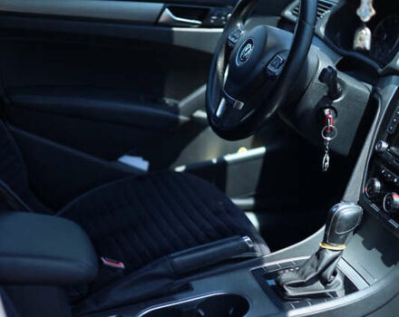 Чорний Фольксваген Пассат, об'ємом двигуна 1.8 л та пробігом 187 тис. км за 10500 $, фото 4 на Automoto.ua