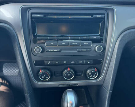 Чорний Фольксваген Пассат, об'ємом двигуна 1.8 л та пробігом 252 тис. км за 10000 $, фото 19 на Automoto.ua