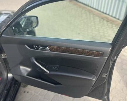 Чорний Фольксваген Пассат, об'ємом двигуна 2 л та пробігом 150 тис. км за 12500 $, фото 13 на Automoto.ua