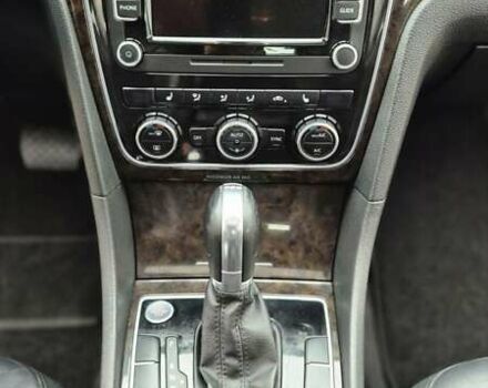 Чорний Фольксваген Пассат, об'ємом двигуна 1.97 л та пробігом 215 тис. км за 11900 $, фото 14 на Automoto.ua