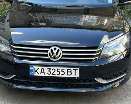 Черный Фольксваген Пассат, объемом двигателя 1.8 л и пробегом 185 тыс. км за 11500 $, фото 1 на Automoto.ua