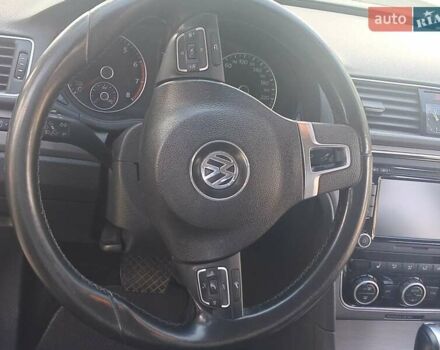 Черный Фольксваген Пассат, объемом двигателя 1.8 л и пробегом 198 тыс. км за 9950 $, фото 16 на Automoto.ua