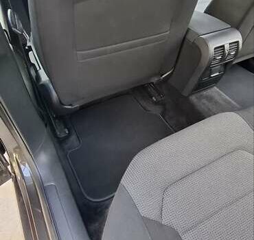 Чорний Фольксваген Пассат, об'ємом двигуна 1.97 л та пробігом 176 тис. км за 13700 $, фото 22 на Automoto.ua