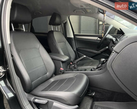 Чорний Фольксваген Пассат, об'ємом двигуна 1.8 л та пробігом 191 тис. км за 10300 $, фото 57 на Automoto.ua