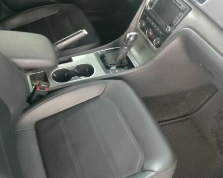 Черный Фольксваген Пассат, объемом двигателя 2 л и пробегом 180 тыс. км за 10599 $, фото 4 на Automoto.ua