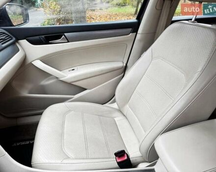 Черный Фольксваген Пассат, объемом двигателя 1.8 л и пробегом 140 тыс. км за 10990 $, фото 20 на Automoto.ua