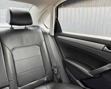 Чорний Фольксваген Пассат, об'ємом двигуна 2 л та пробігом 215 тис. км за 6900 $, фото 11 на Automoto.ua