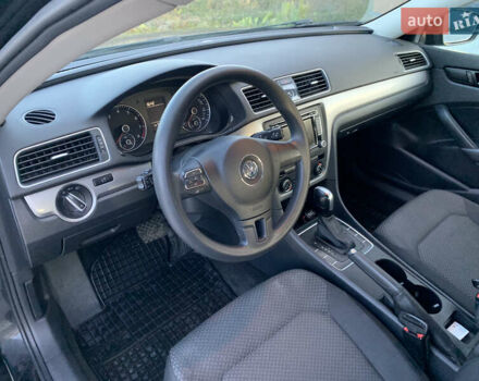 Черный Фольксваген Пассат, объемом двигателя 1.8 л и пробегом 150 тыс. км за 7750 $, фото 19 на Automoto.ua