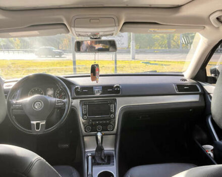 Черный Фольксваген Пассат, объемом двигателя 1.8 л и пробегом 211 тыс. км за 10500 $, фото 27 на Automoto.ua